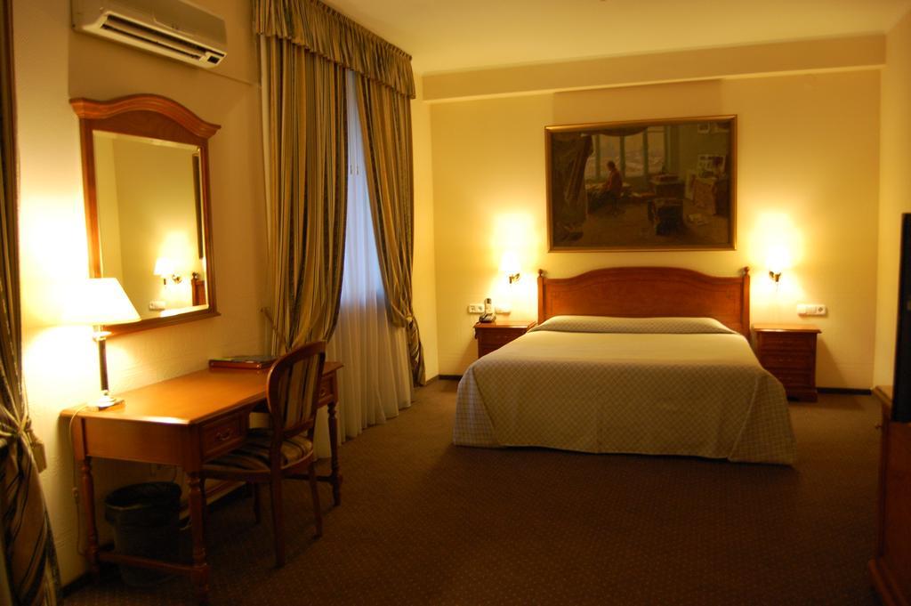 Art Hotel Academy دنيبروبيتروفسك المظهر الخارجي الصورة